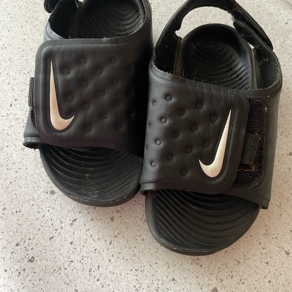 Nike Kids Black Sandals